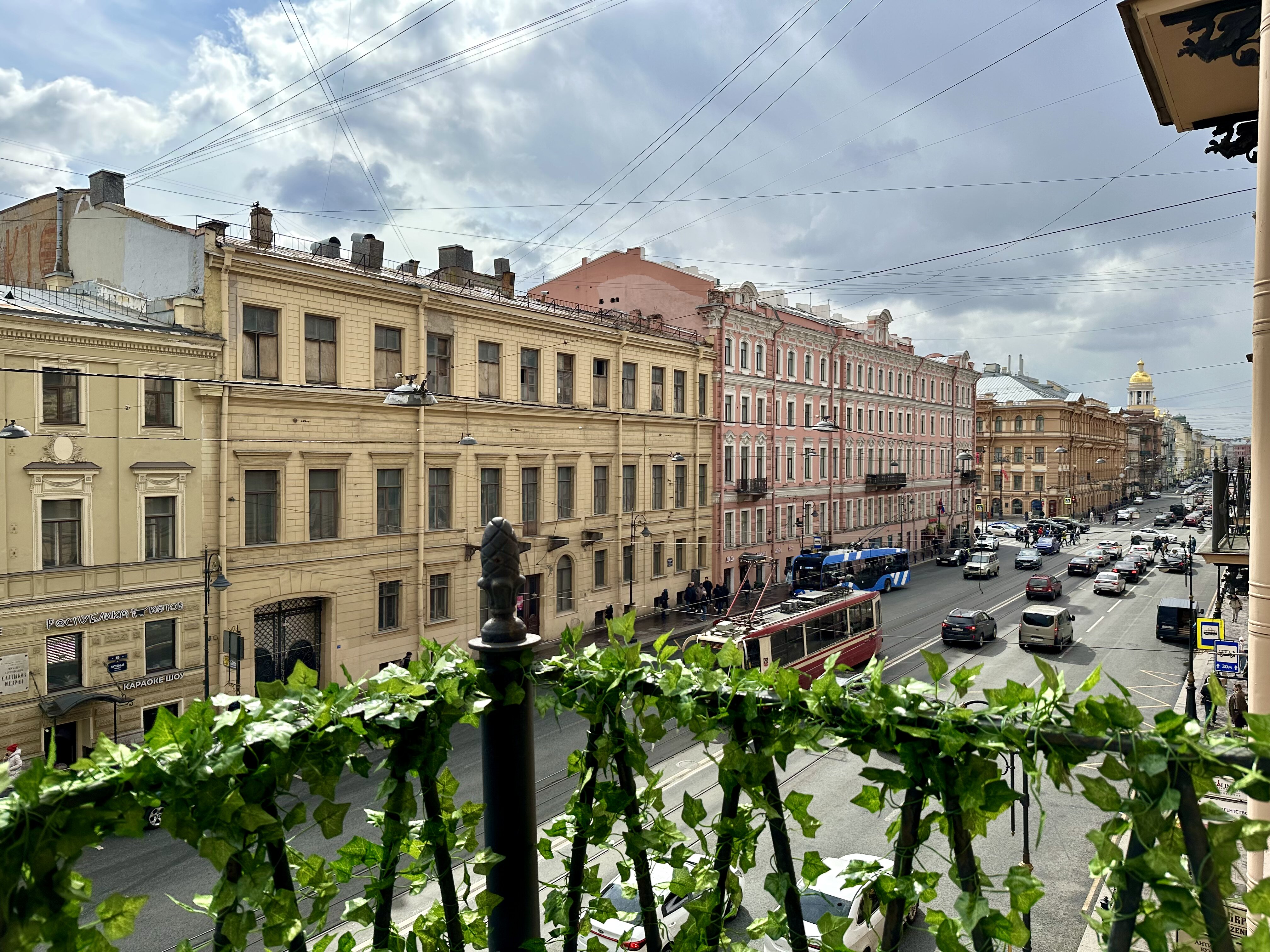 Вид с номера апарт-отеля в Санкт-Петербурге